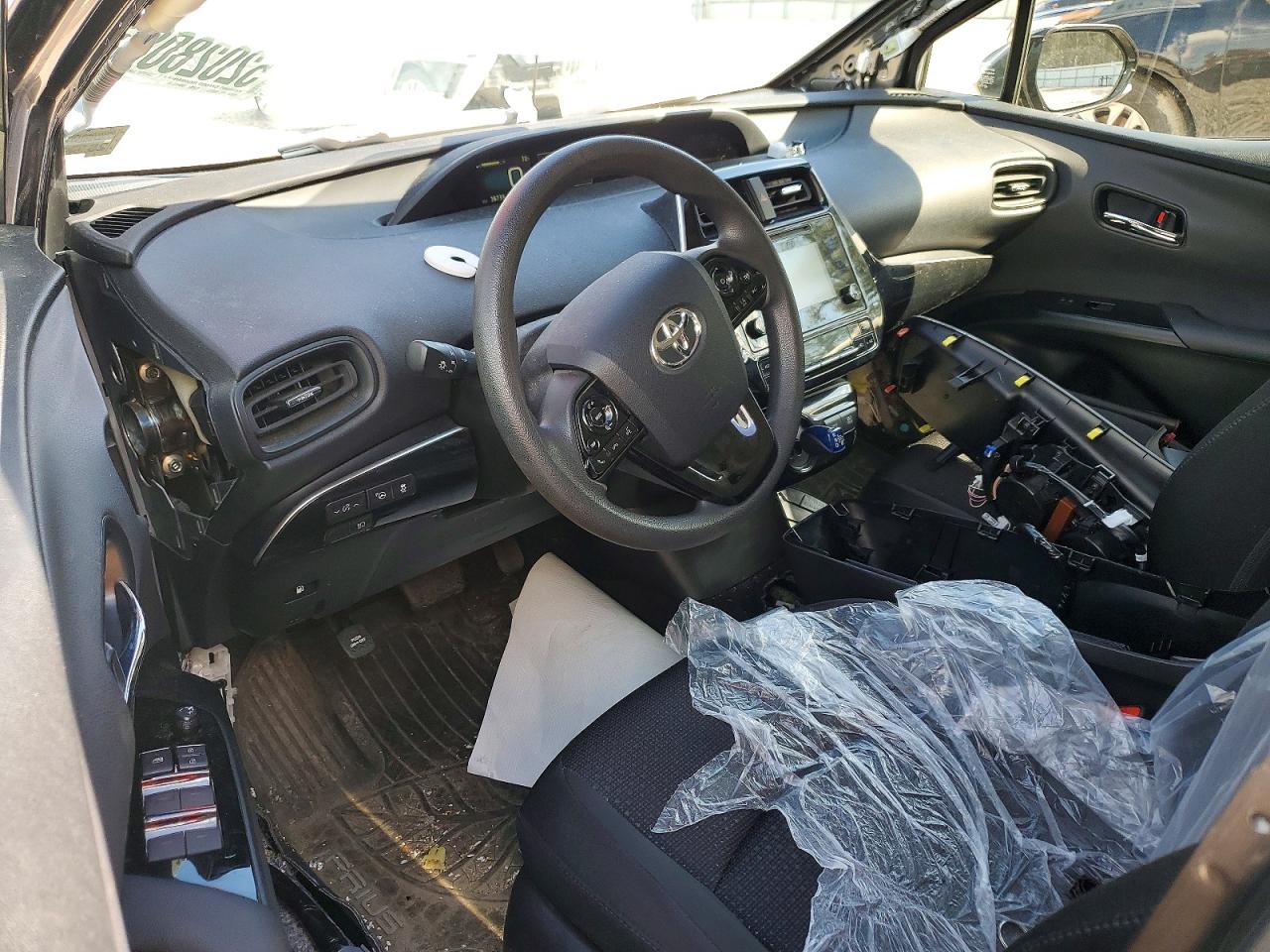 2019 TOYOTA PRIUS