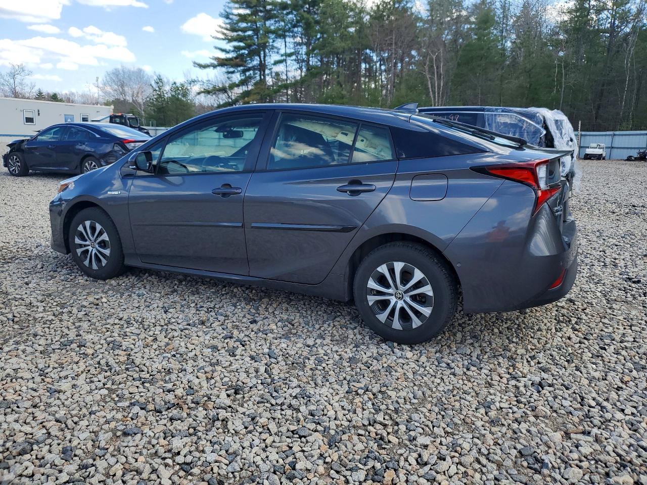2019 TOYOTA PRIUS