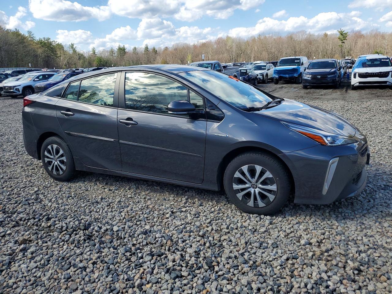 2019 TOYOTA PRIUS
