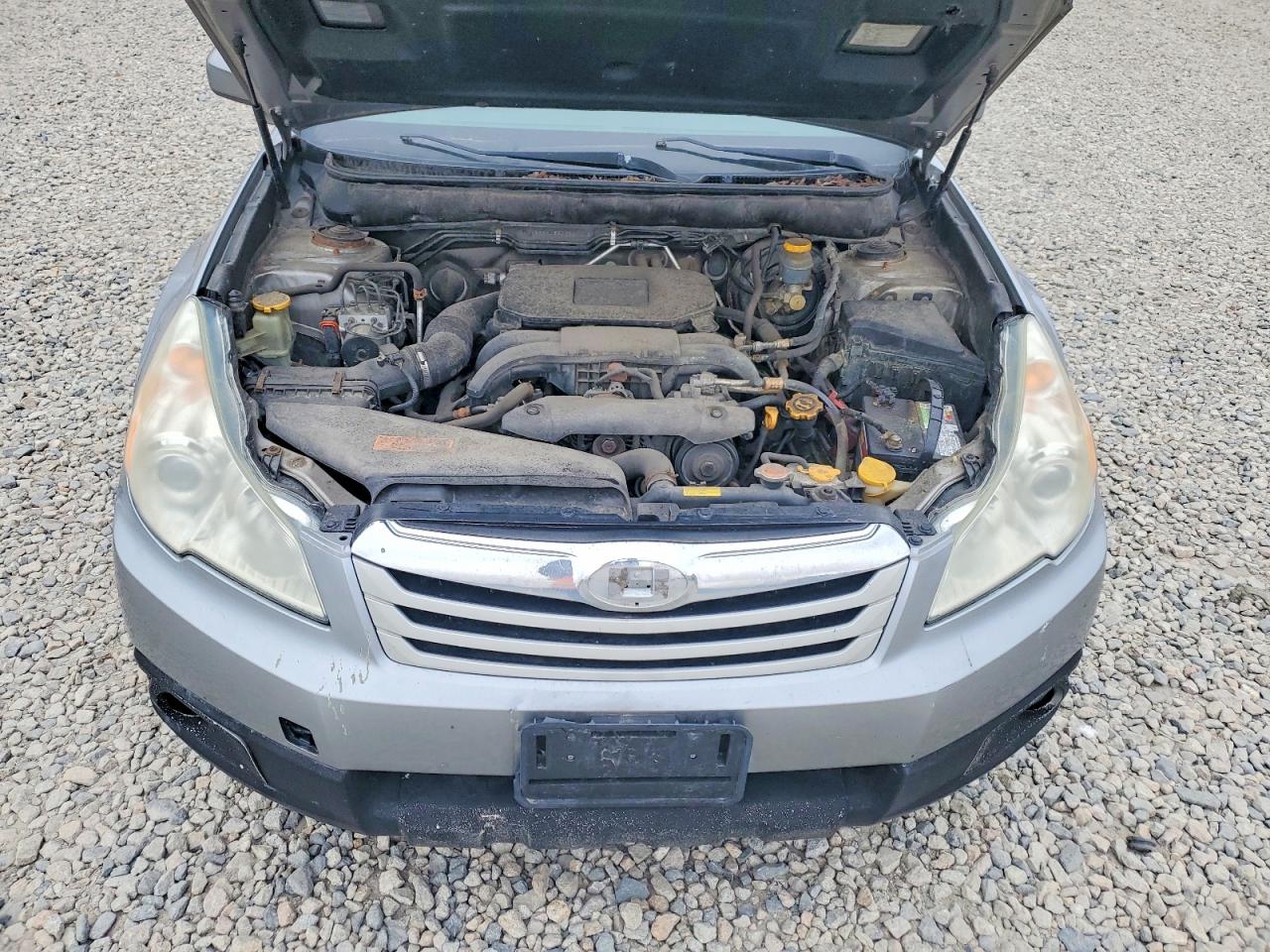 2011 SUBARU OUTBACK