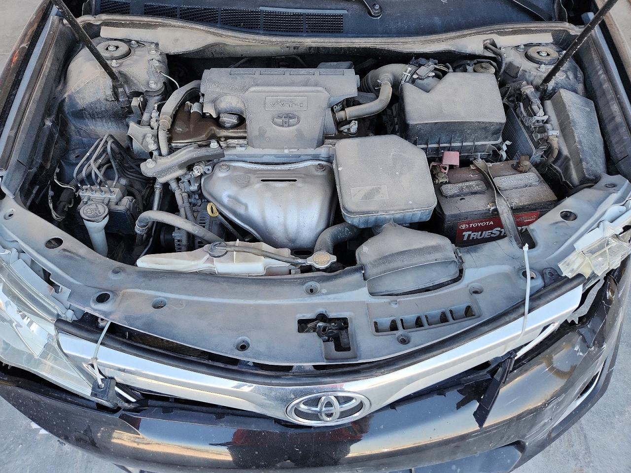 2014 TOYOTA CAMRY