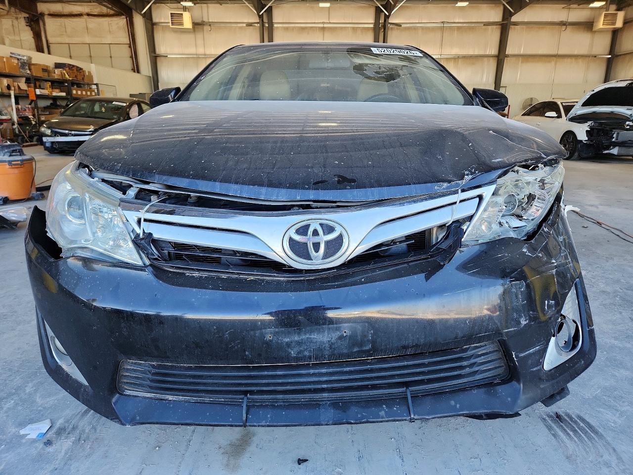 2014 TOYOTA CAMRY