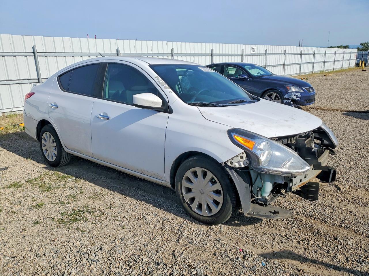 2018 NISSAN VERSA