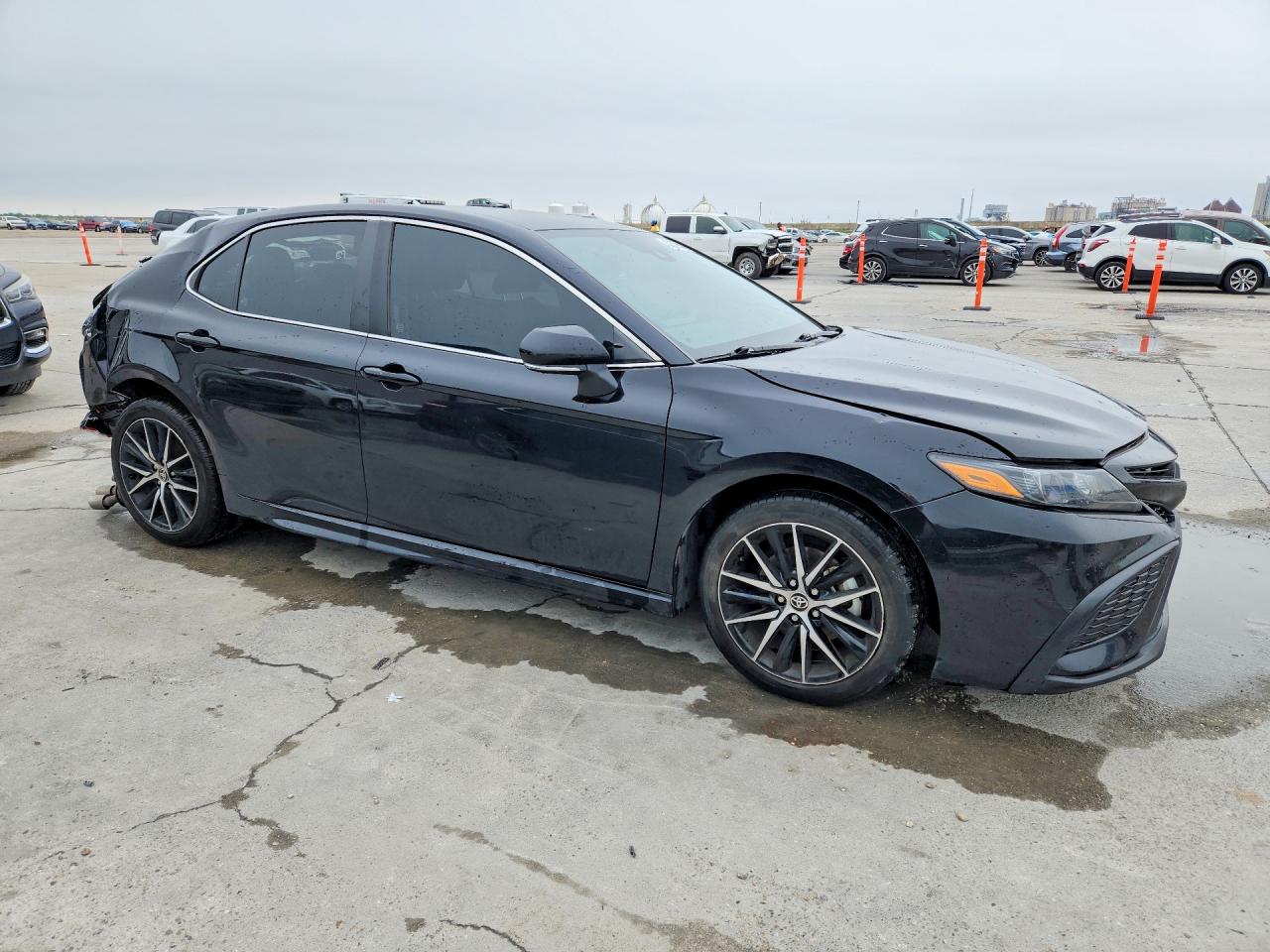 2024 TOYOTA CAMRY