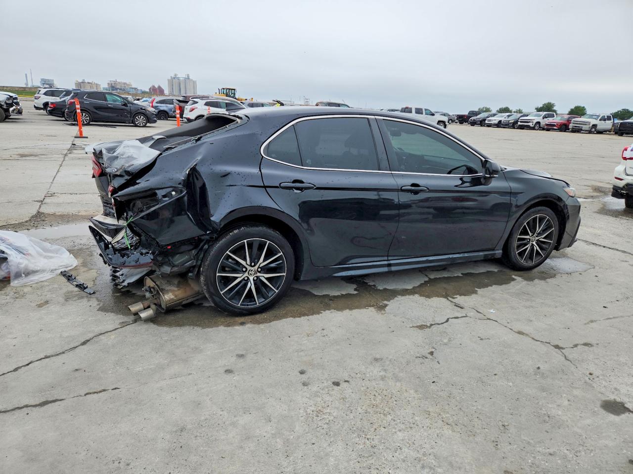 2024 TOYOTA CAMRY