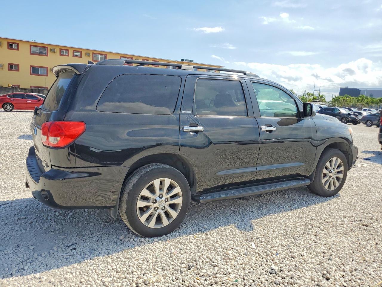 2011 TOYOTA SEQUOIA