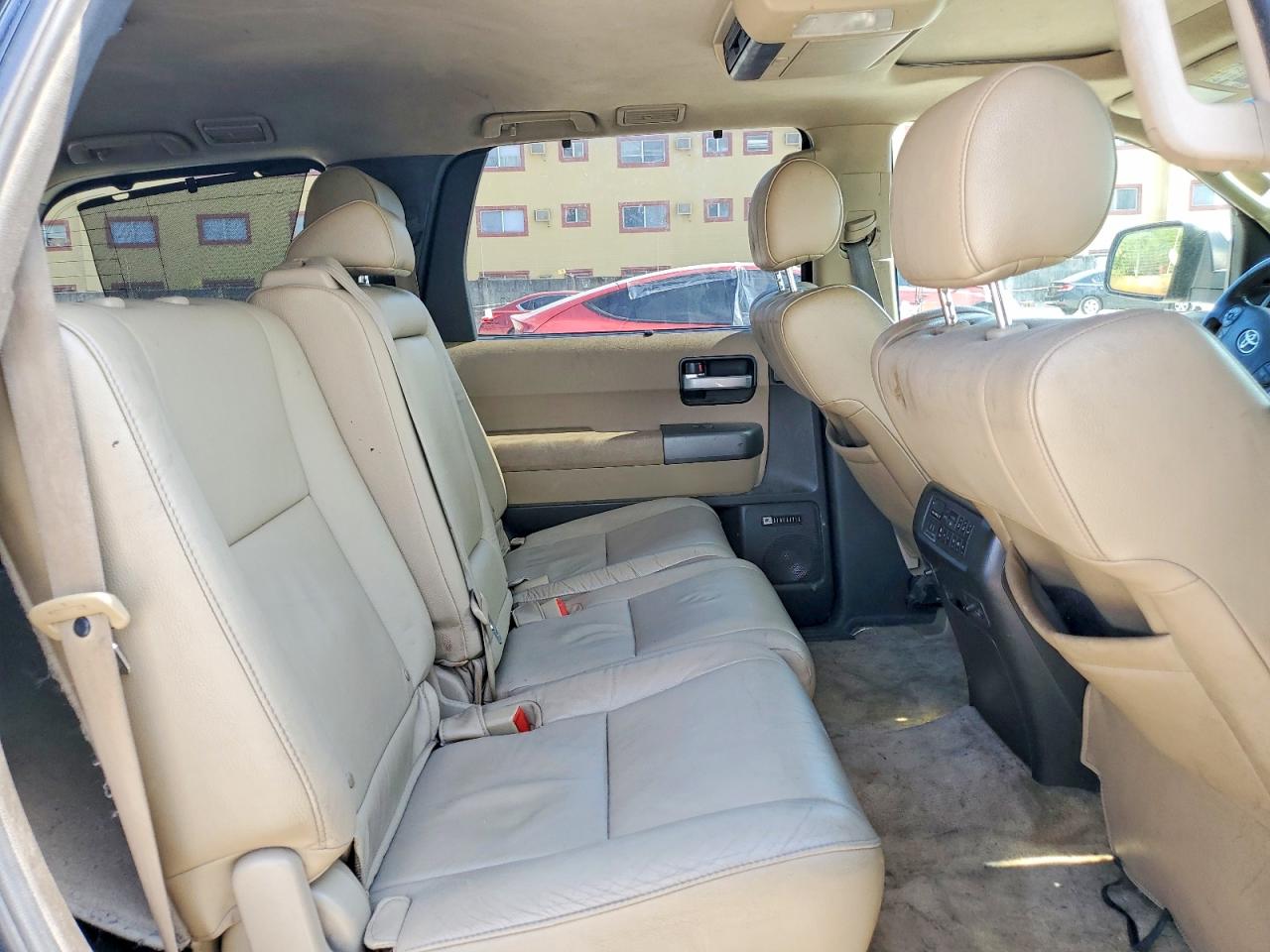 2011 TOYOTA SEQUOIA