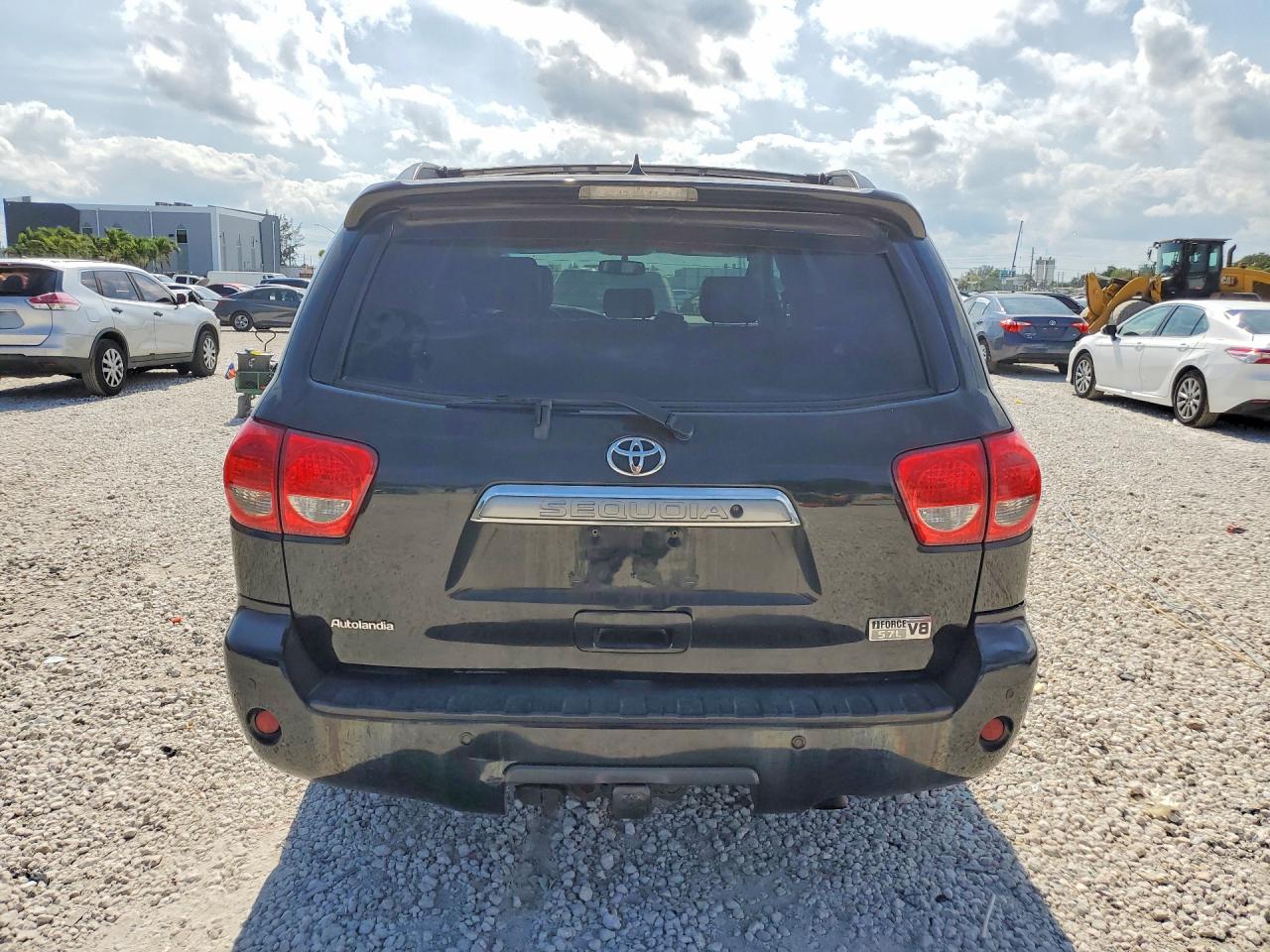 2011 TOYOTA SEQUOIA