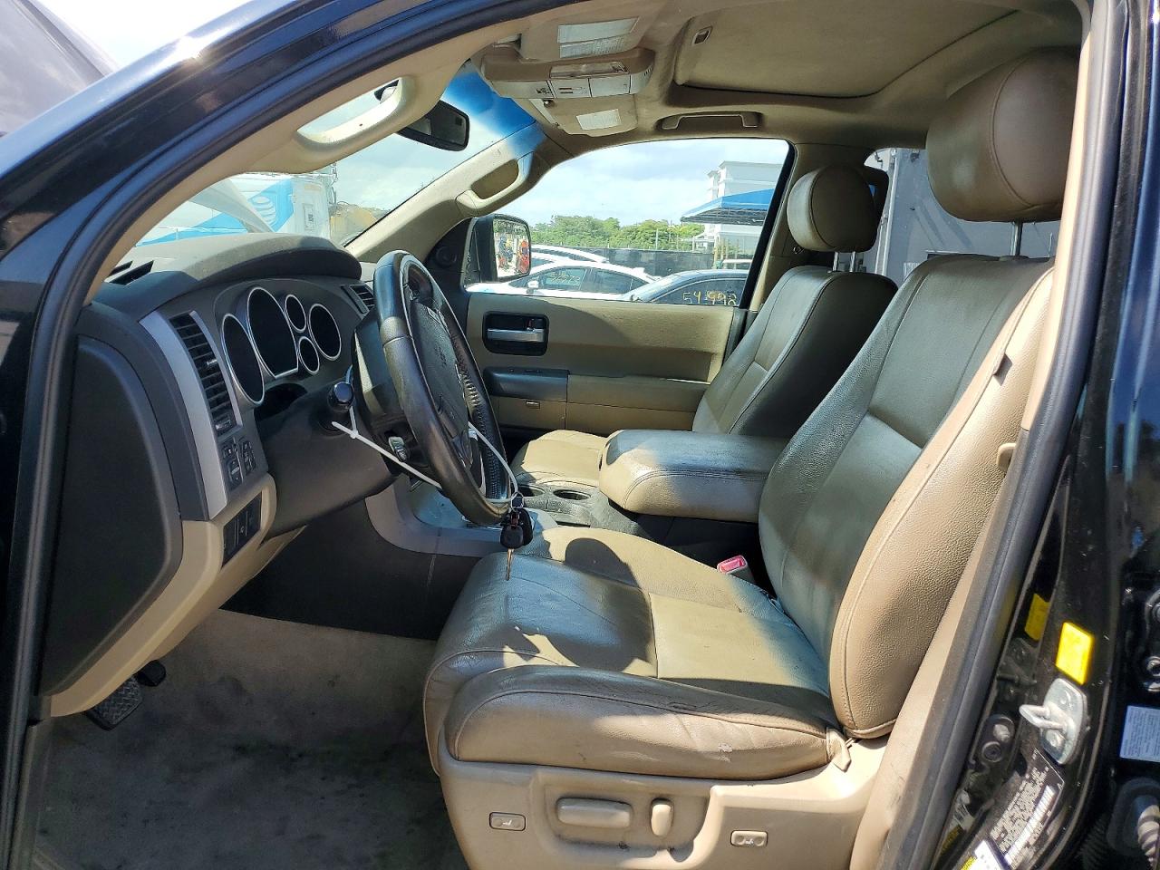 2011 TOYOTA SEQUOIA