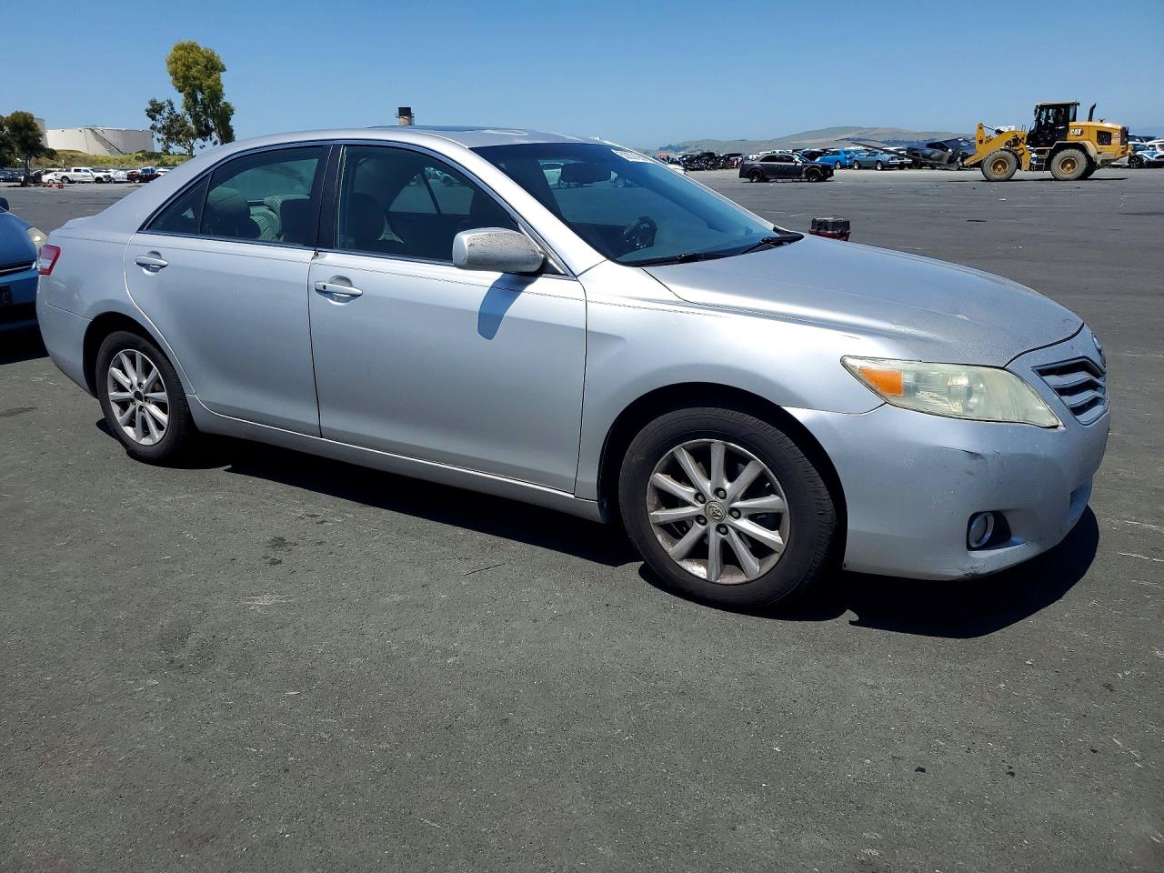 2011 TOYOTA CAMRY
