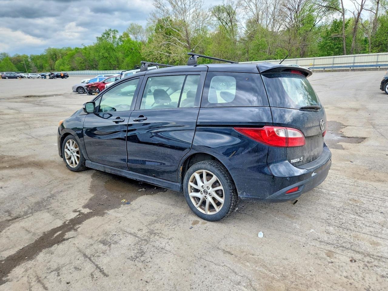 2013 MAZDA 5