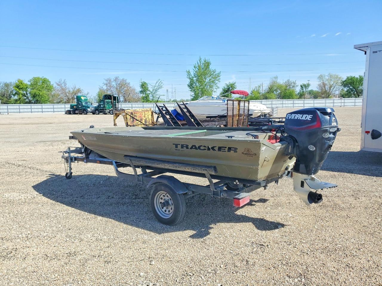 2020 TRACKER grizzly bo