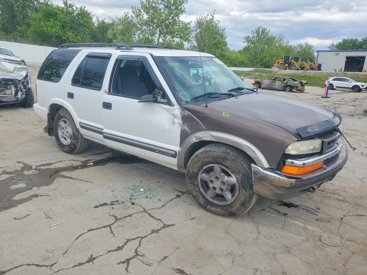 2000 CHEVROLET BLAZER