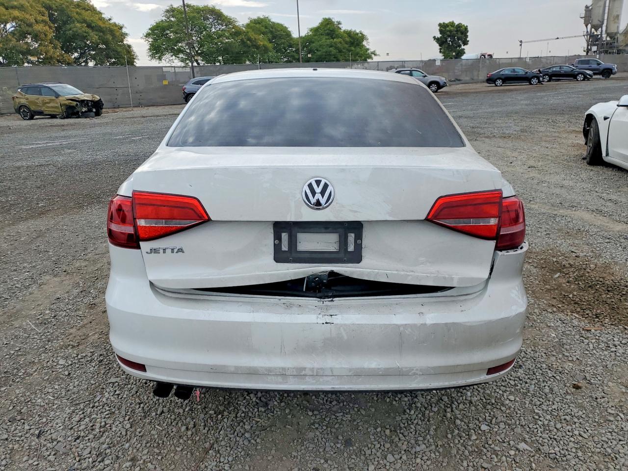 2015 VOLKSWAGEN JETTA