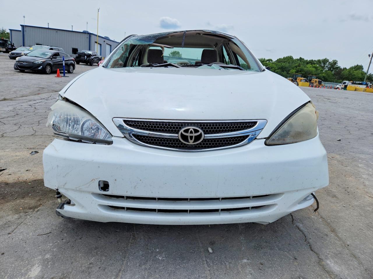 2004 TOYOTA CAMRY