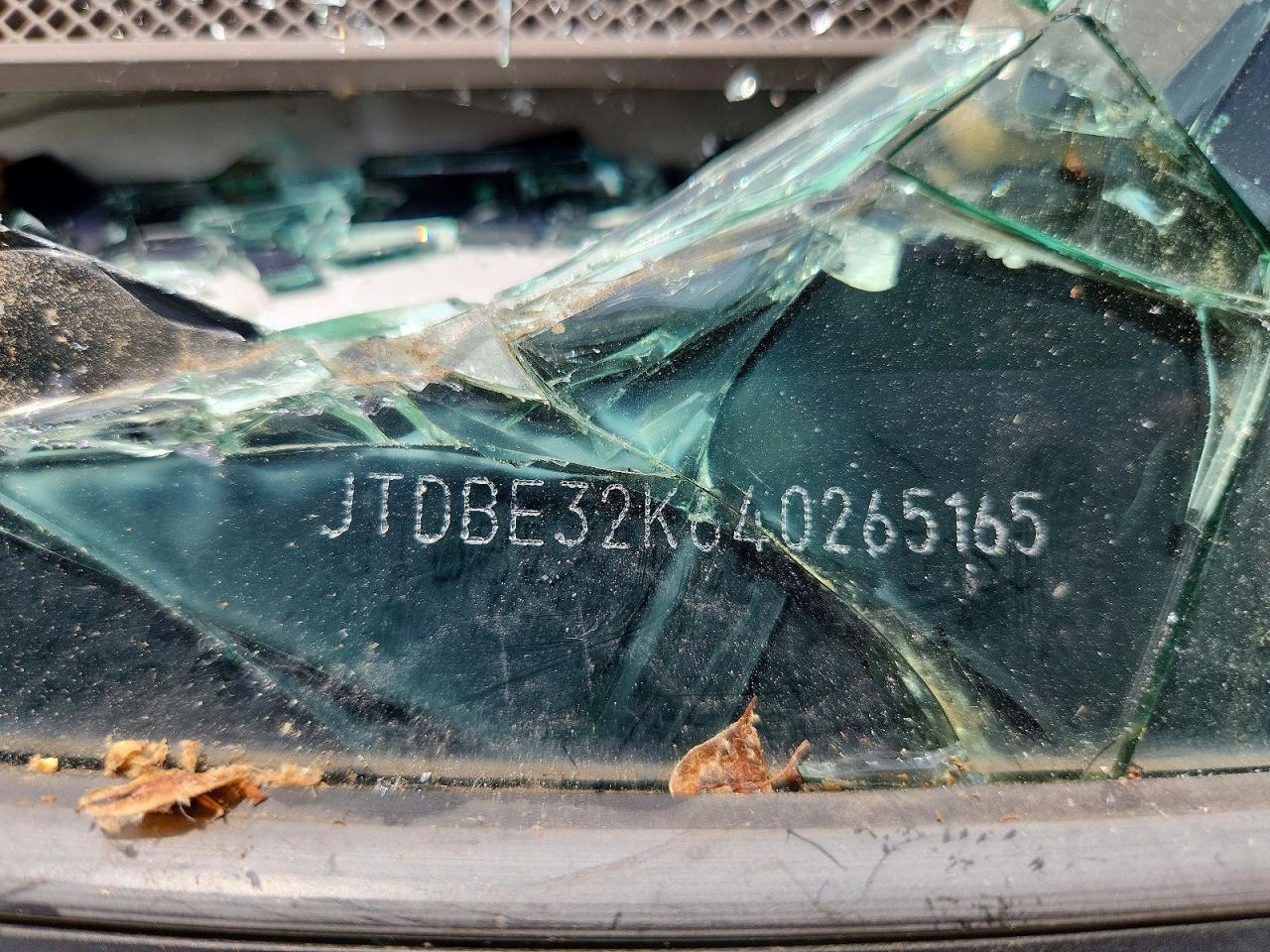 2004 TOYOTA CAMRY