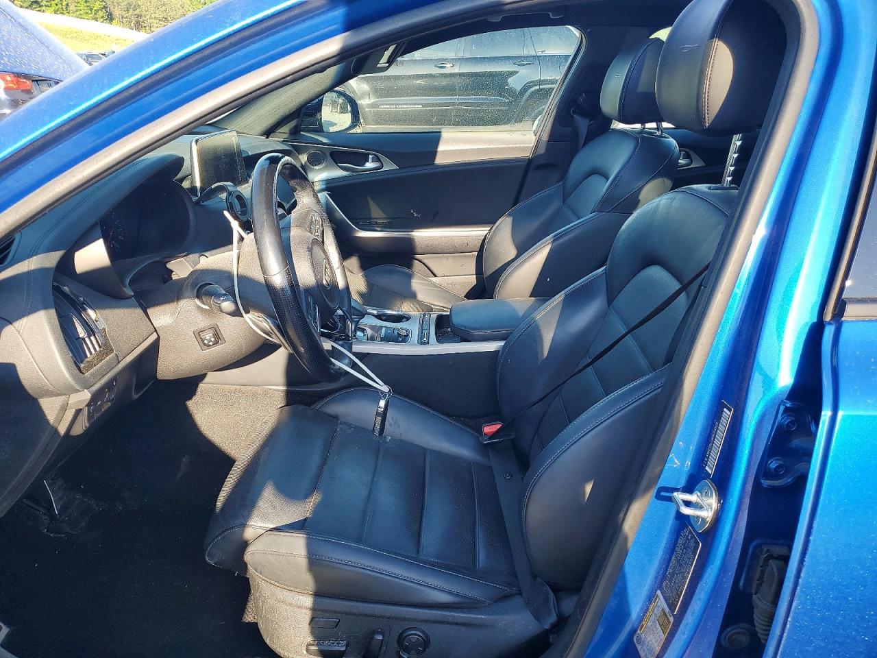 2019 KIA STINGER