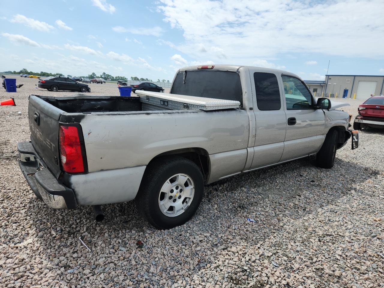 2004 CHEVROLET SILVERADO