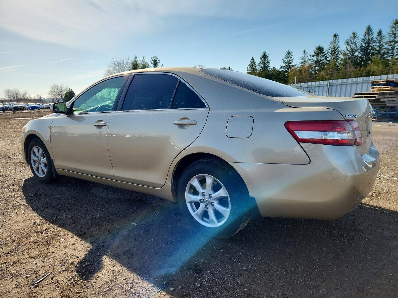 2011 TOYOTA CAMRY