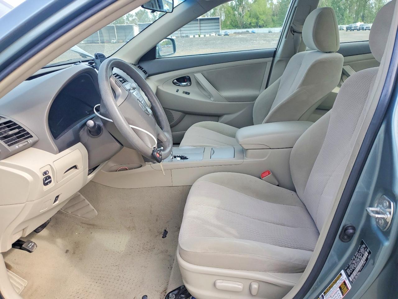 2010 TOYOTA CAMRY