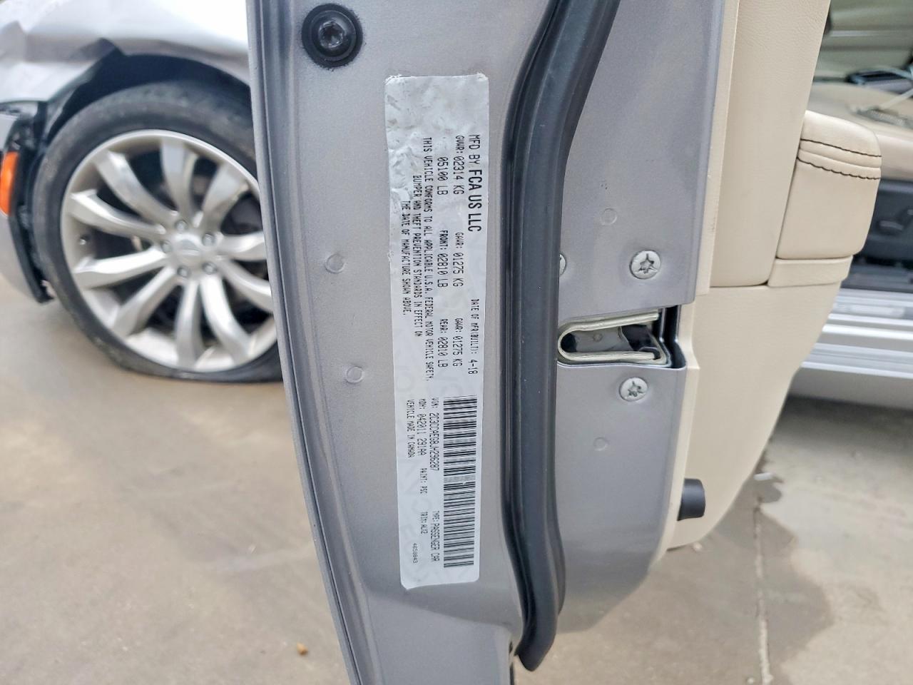 2018 CHRYSLER 300