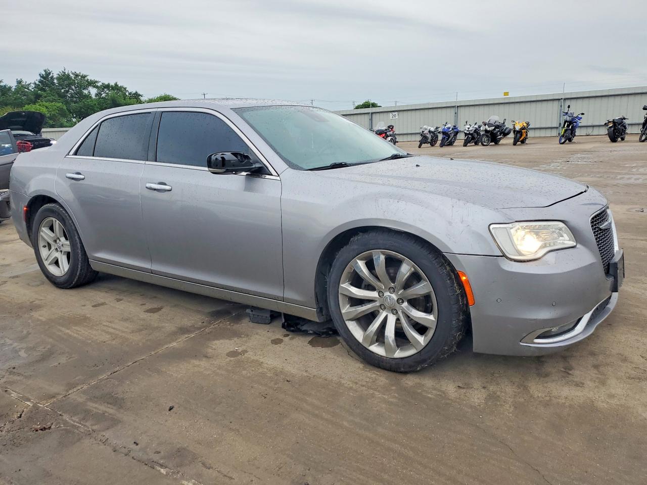 2018 CHRYSLER 300