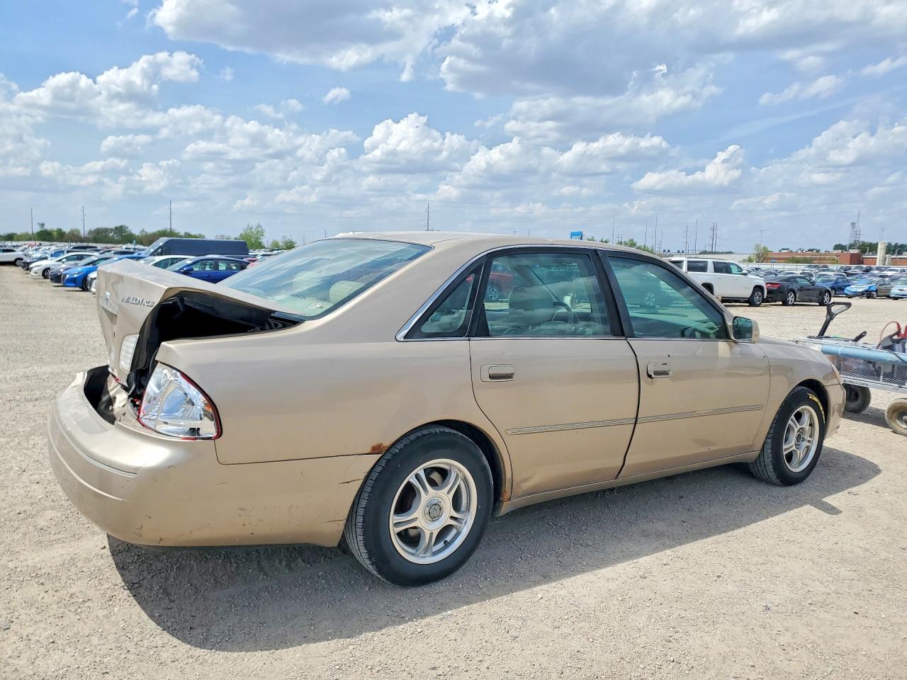 2001 TOYOTA AVALON