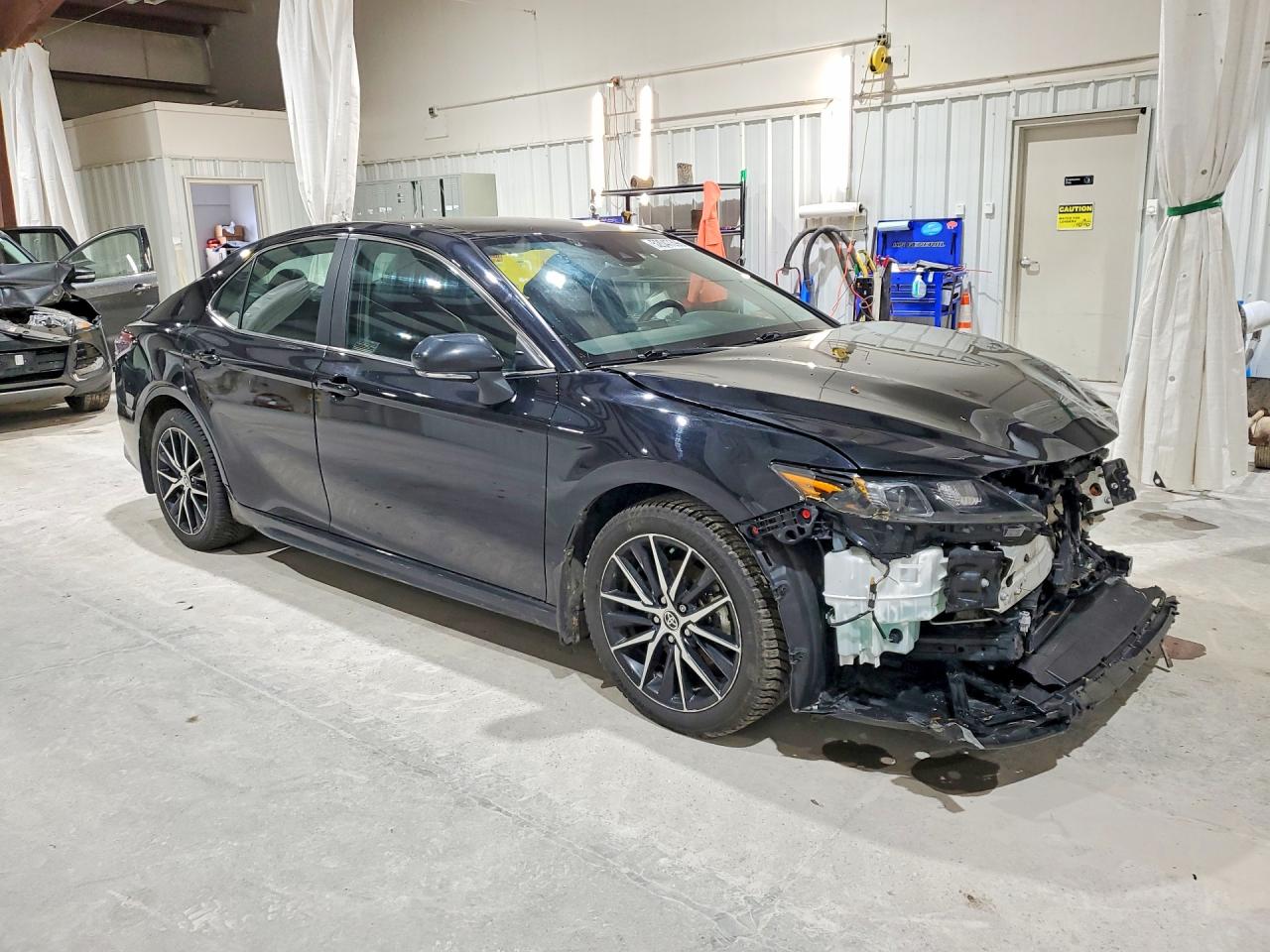 2024 TOYOTA CAMRY SOLA