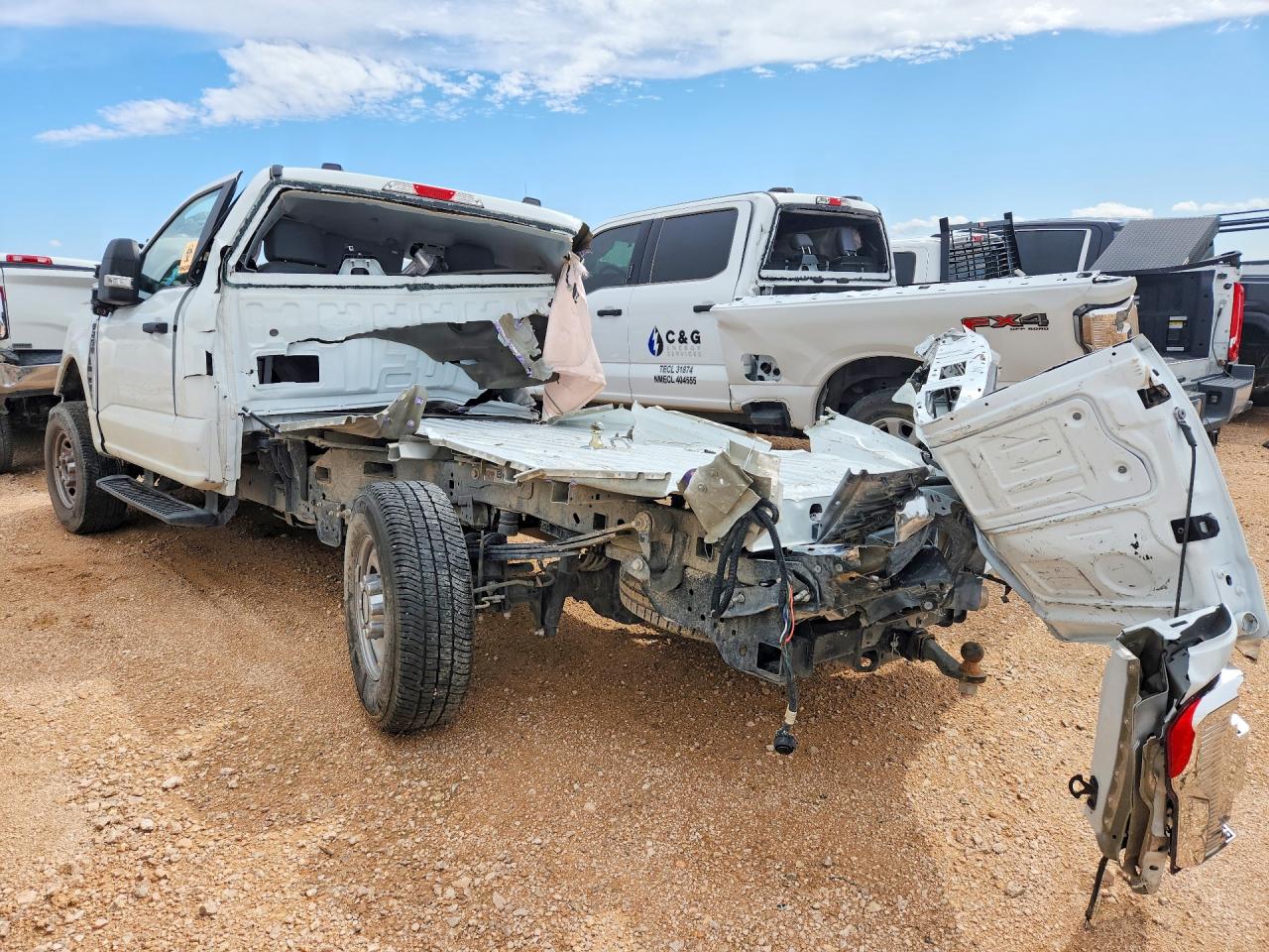 2025 FORD F250