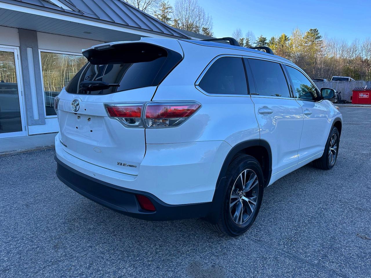 2016 TOYOTA HIGHLANDER