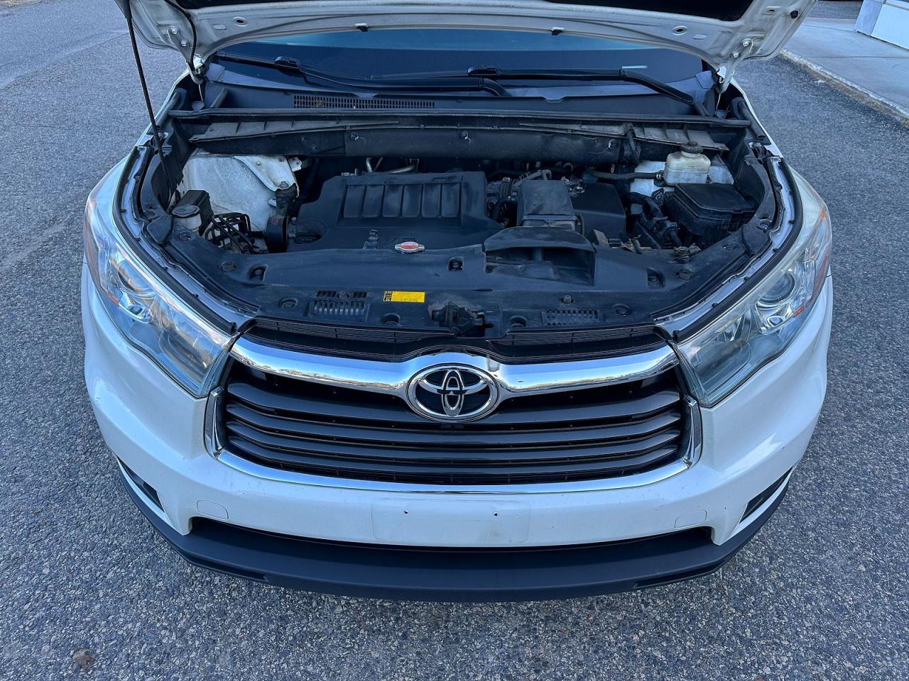 2016 TOYOTA HIGHLANDER