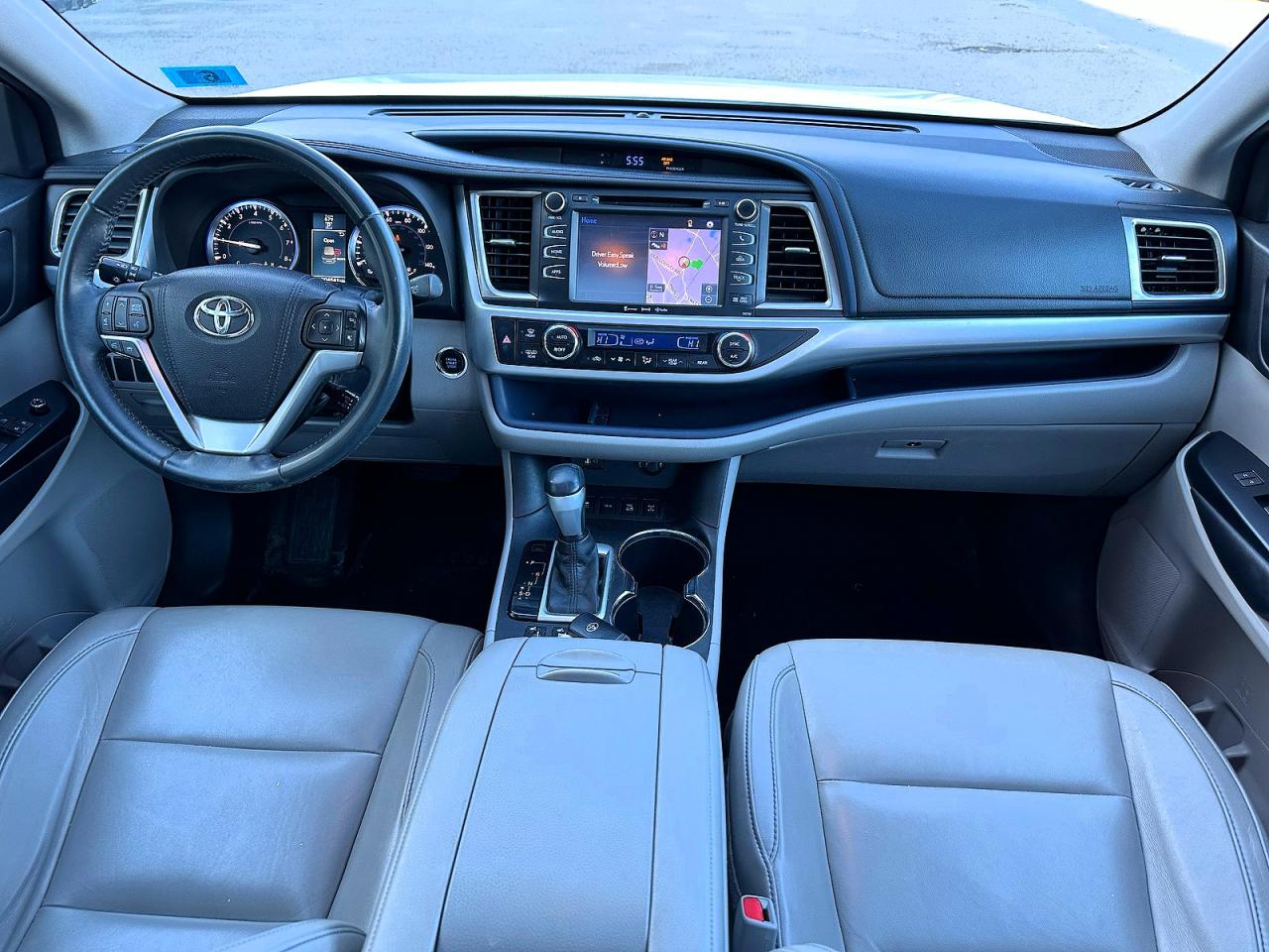 2016 TOYOTA HIGHLANDER