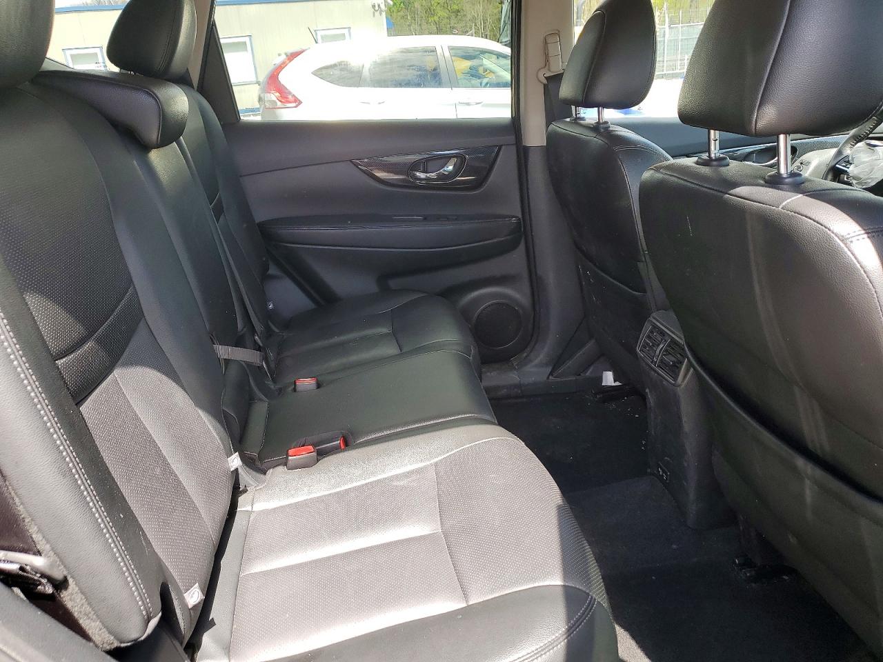 2019 NISSAN ROGUE
