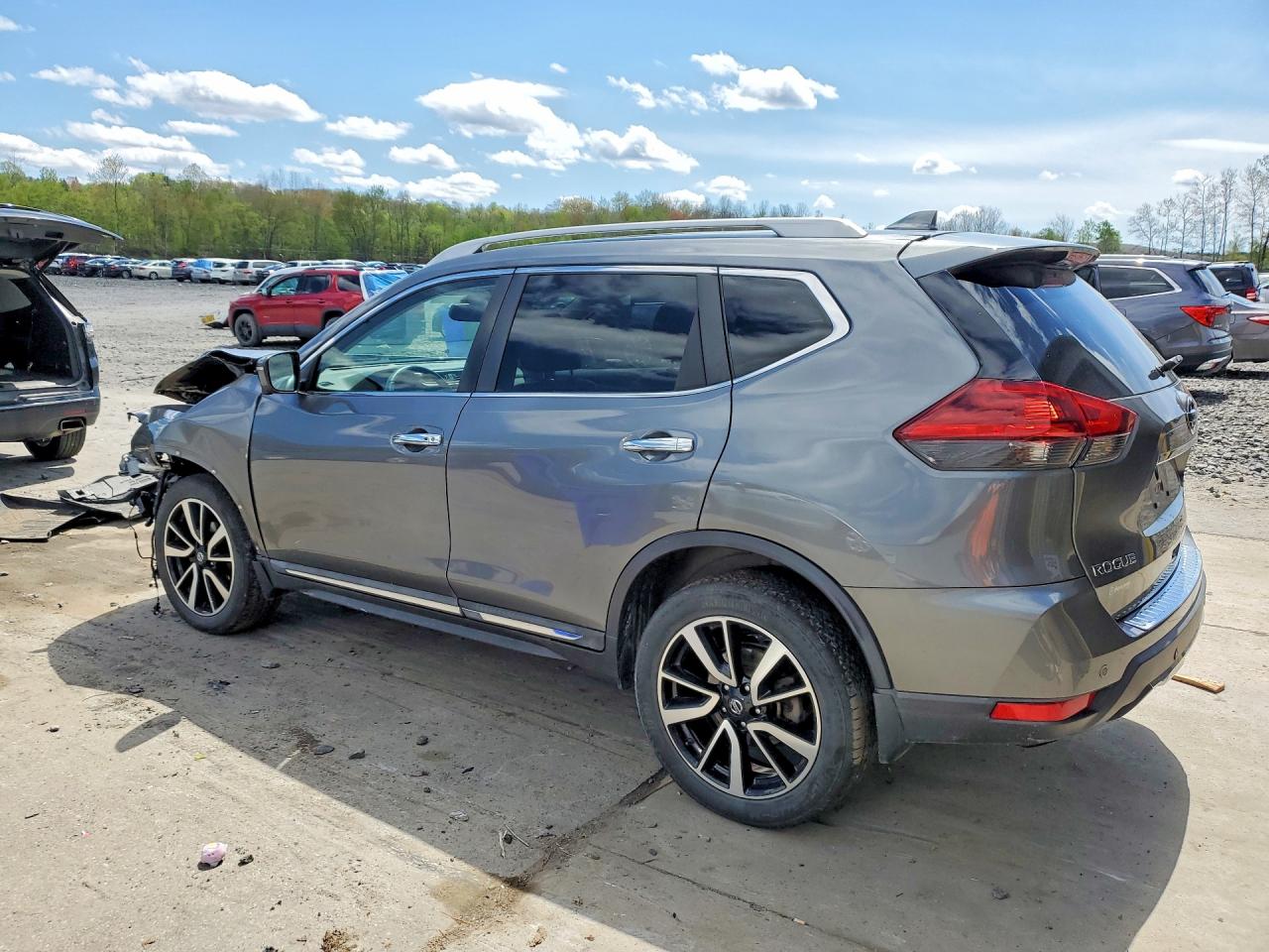 2019 NISSAN ROGUE