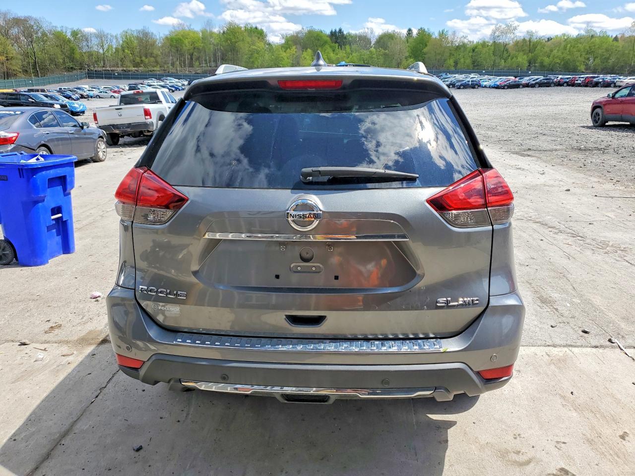 2019 NISSAN ROGUE