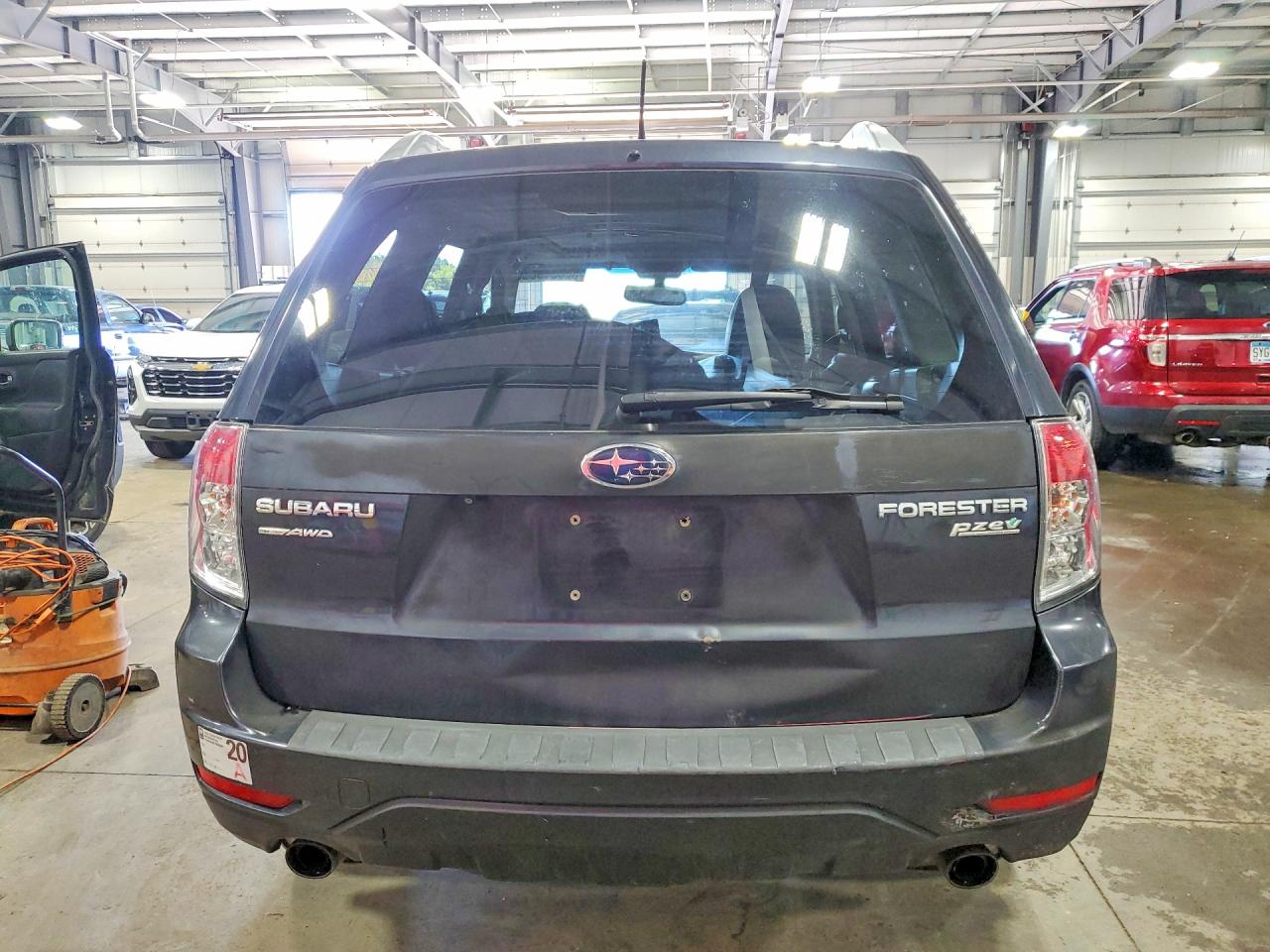 2011 SUBARU FORESTER