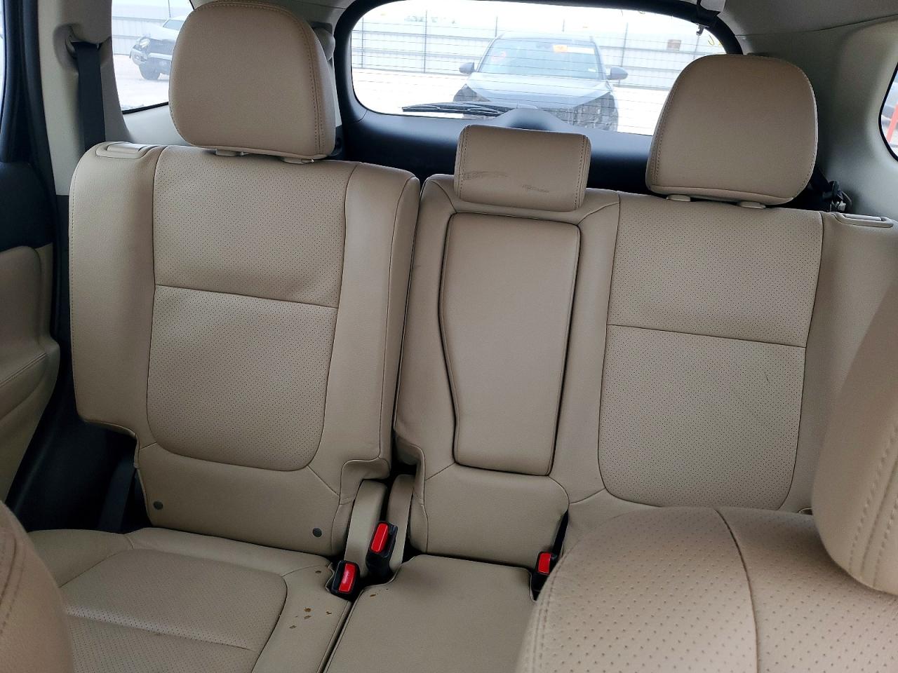 2015 MITSUBISHI OUTLANDER