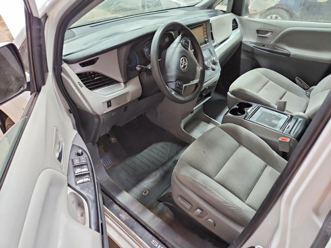 2020 TOYOTA SIENNA