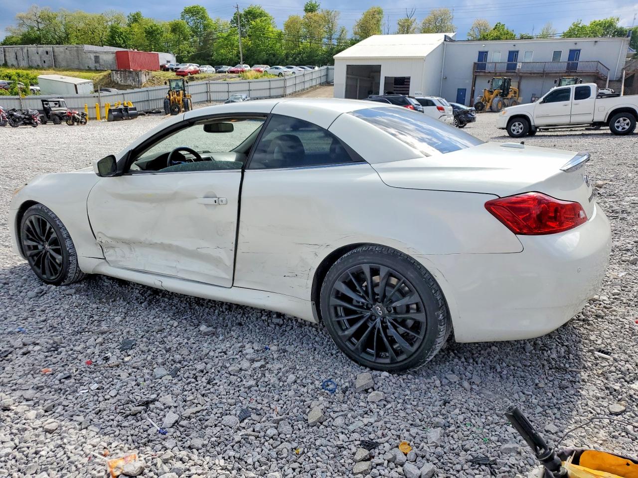 2012 INFINITI G37