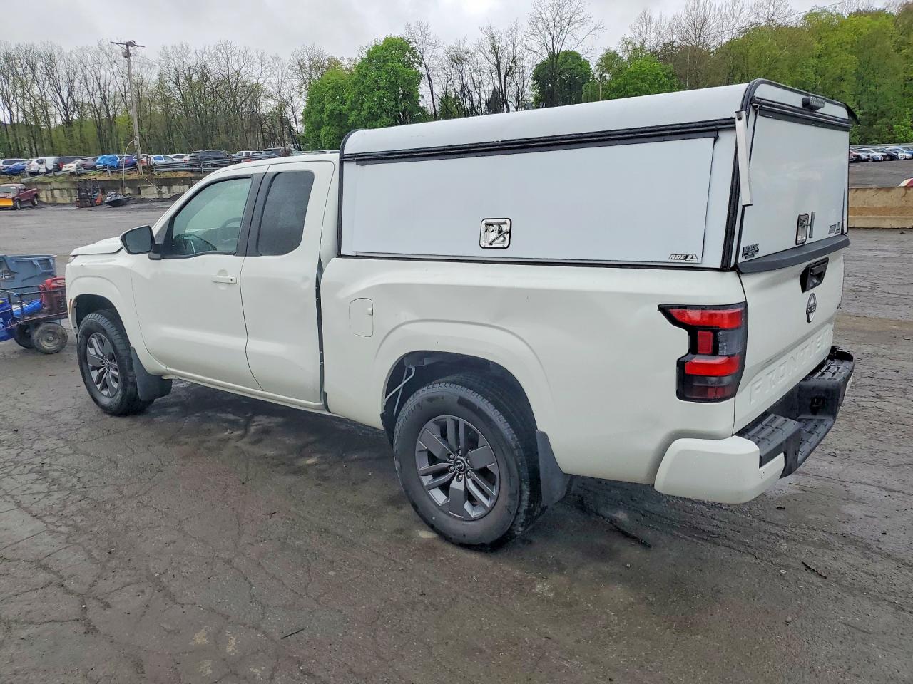 2025 NISSAN FRONTIER