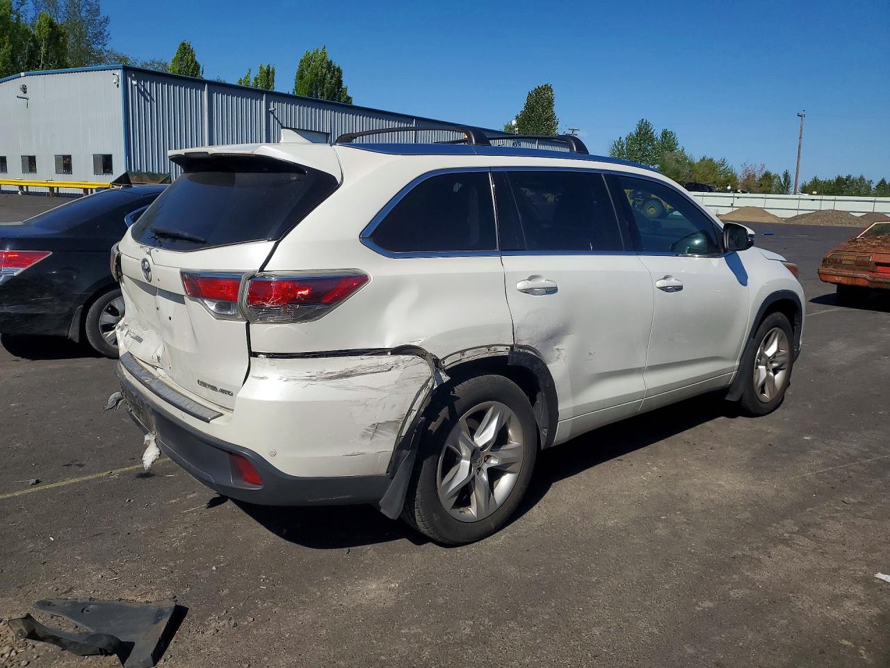 2015 TOYOTA HIGHLANDER