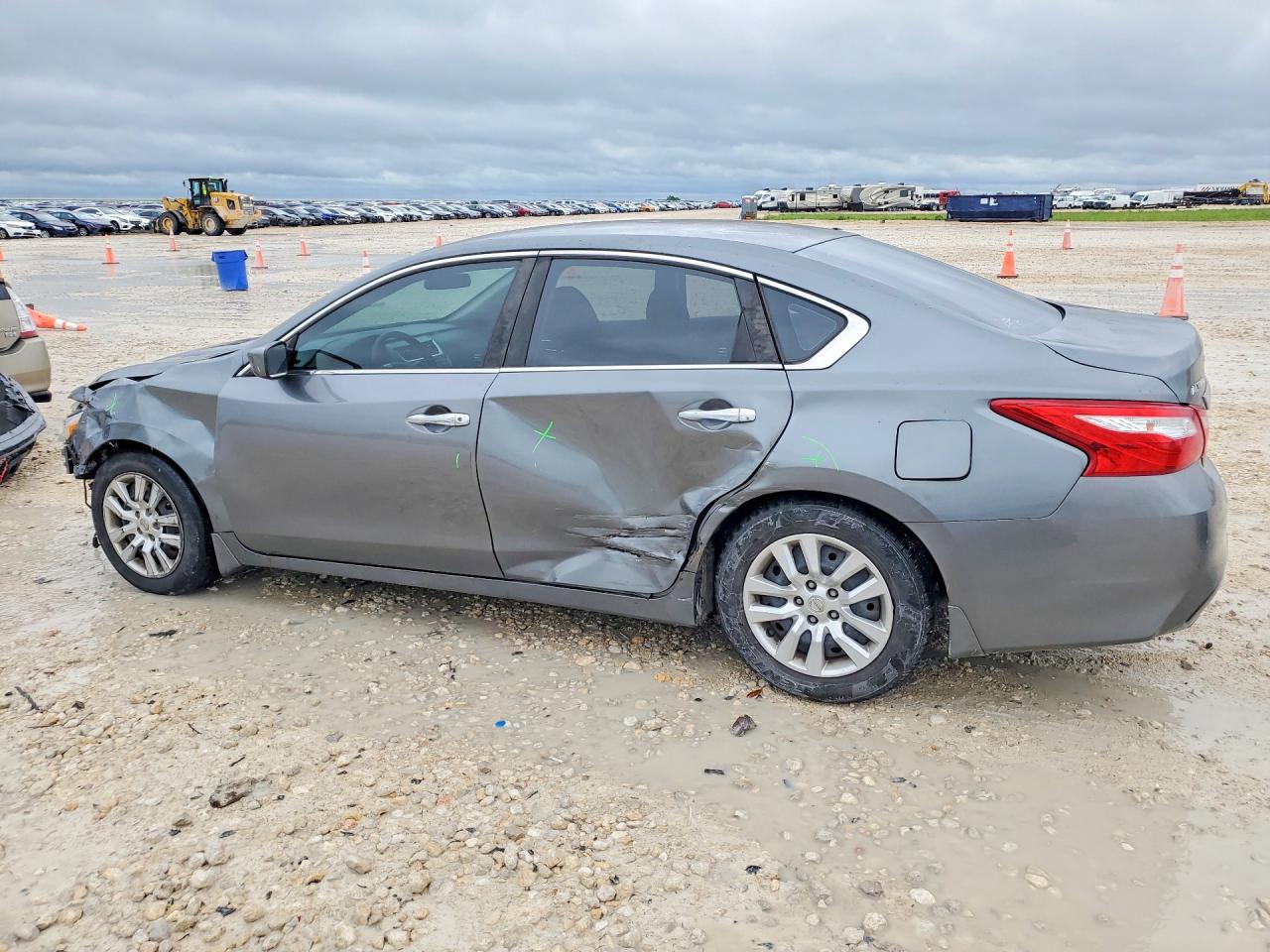 2017 NISSAN ALTIMA