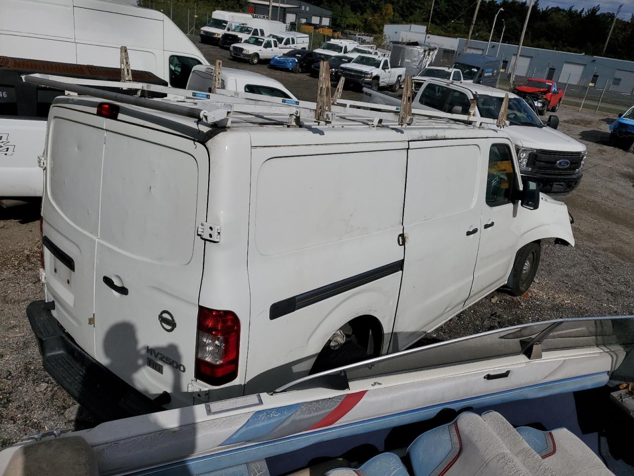2016 NISSAN NV