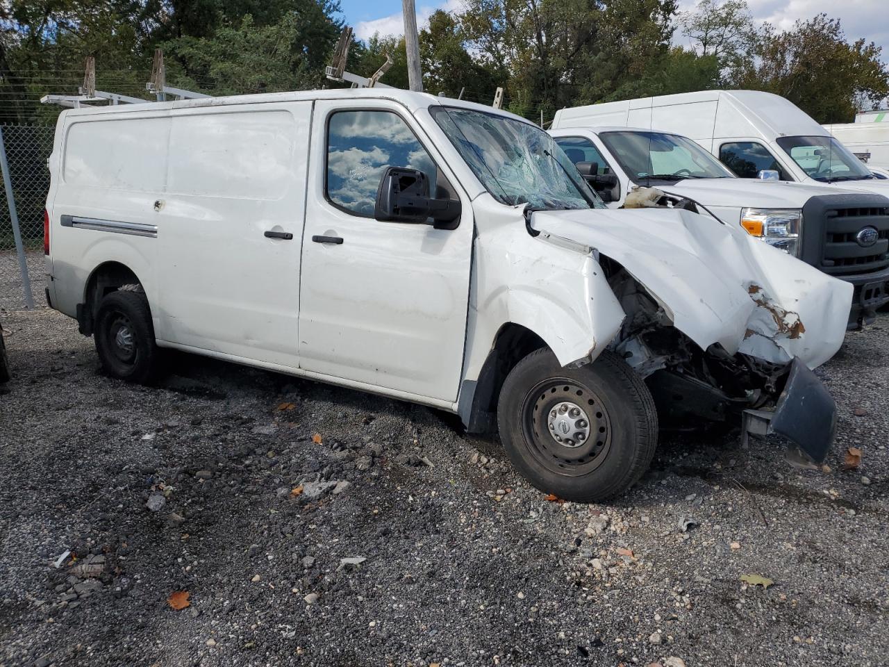 2016 NISSAN NV