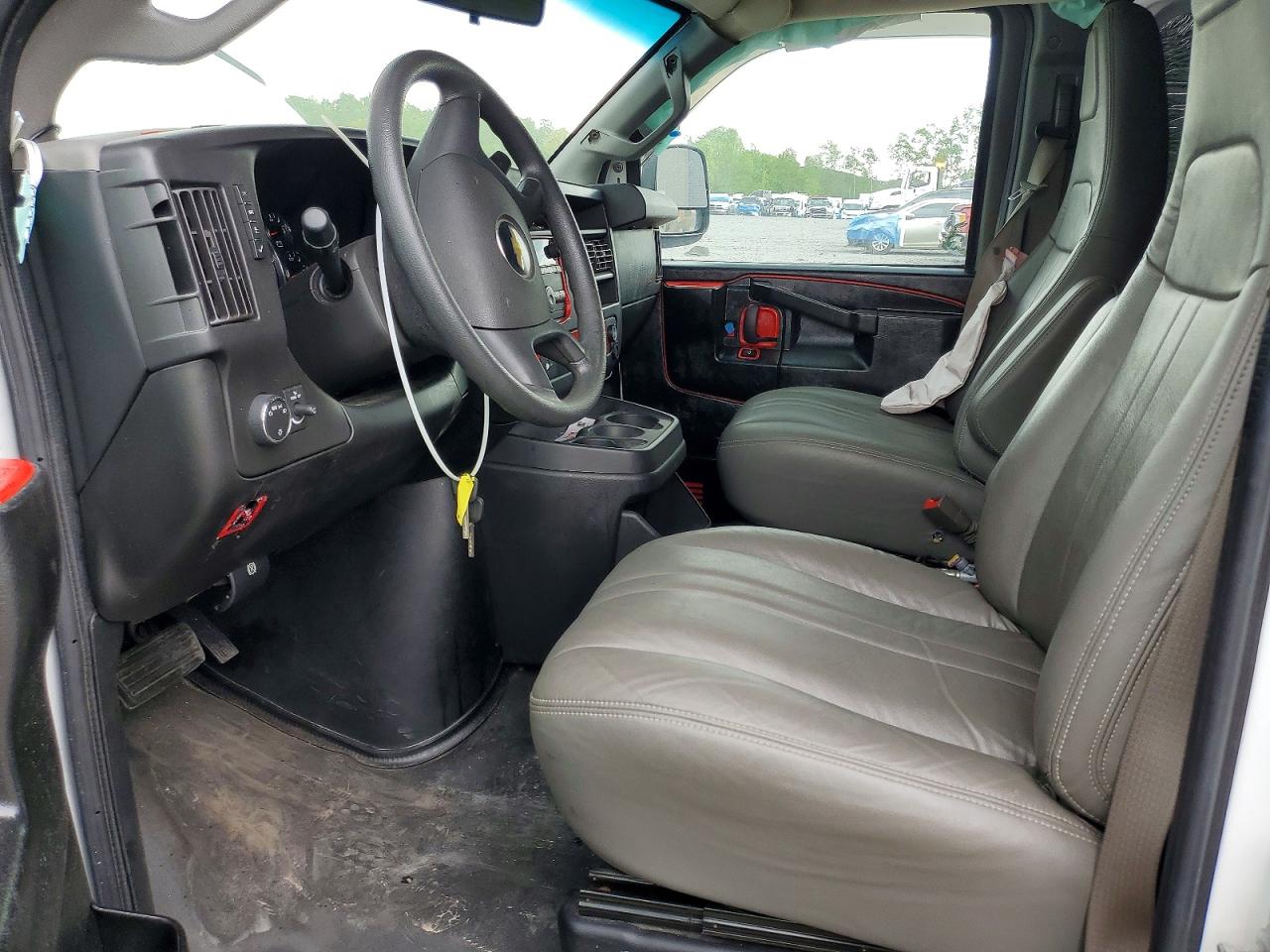 2018 CHEVROLET EXPRESS