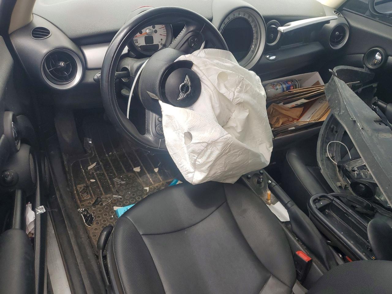 2012 MINI COOPER