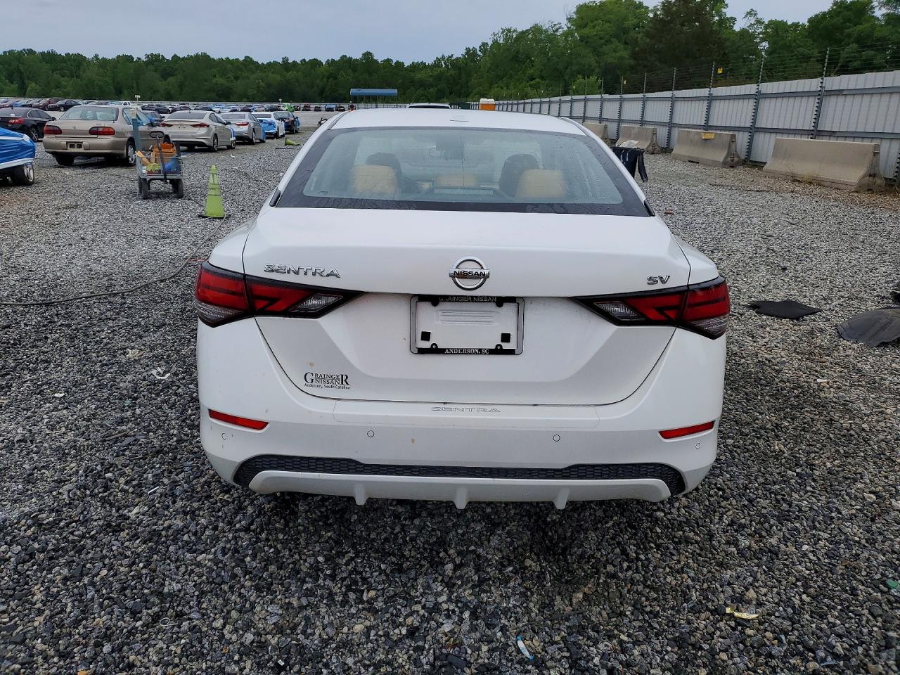 2022 NISSAN SENTRA