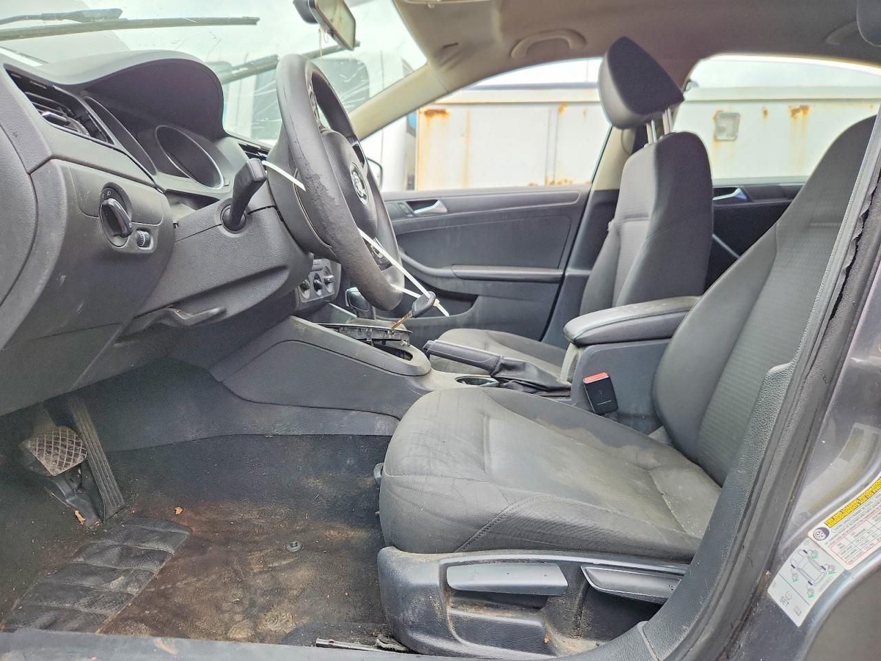 2016 VOLKSWAGEN JETTA