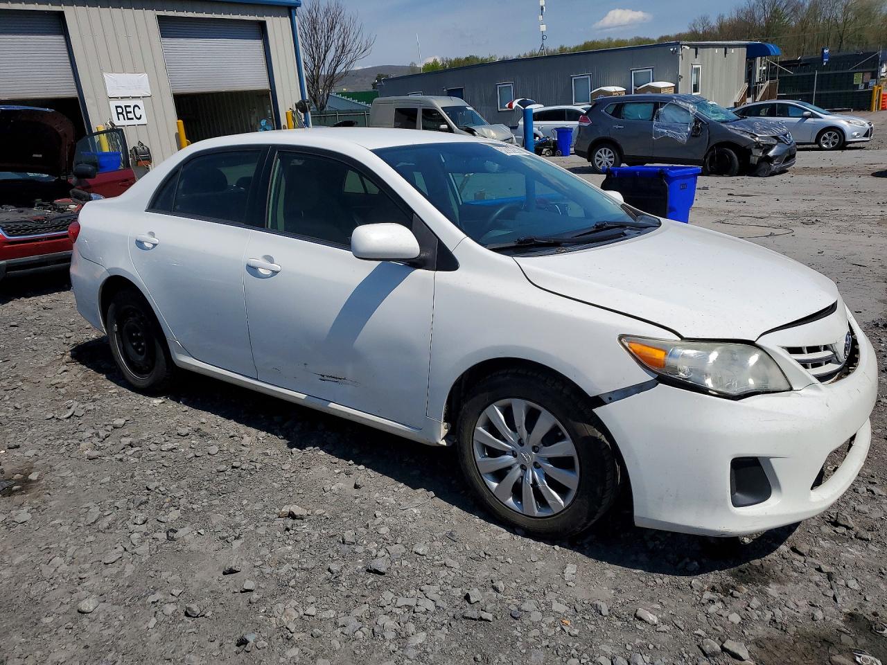 2013 TOYOTA COROLLA