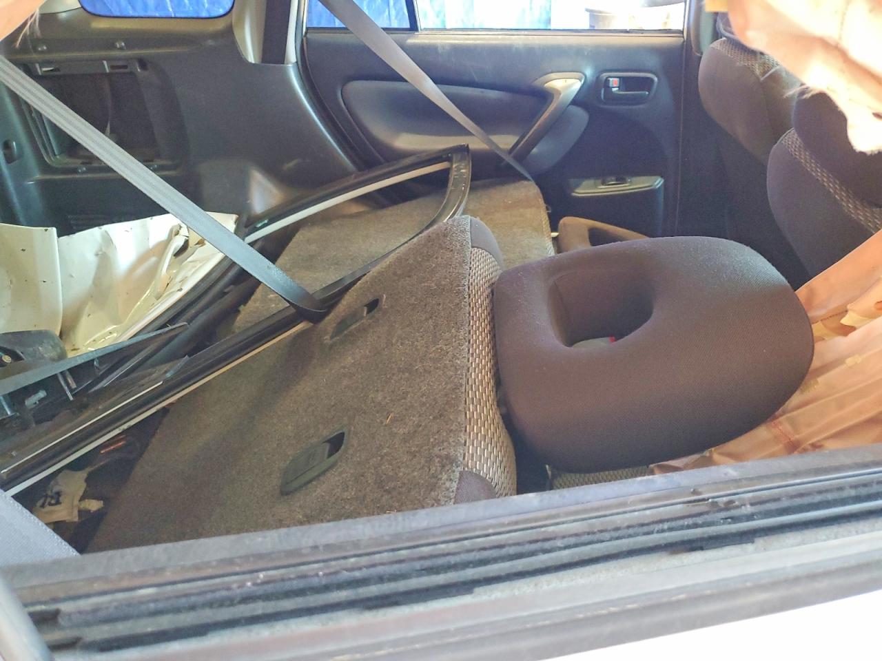 2005 TOYOTA RAV4 BASE
